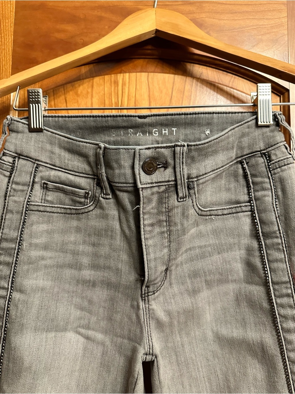 White House Black Market Grey Straight Leg Jeans size 0